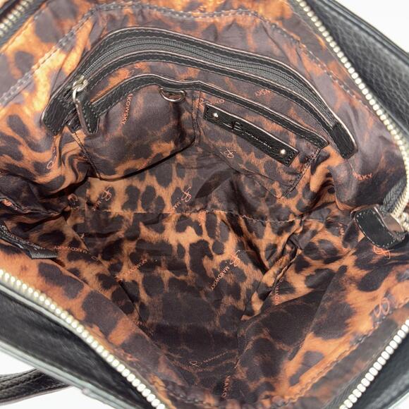 B. Makowsky Black Pebble Leather Shoulder Bag A93569 - Picture 6 of 8